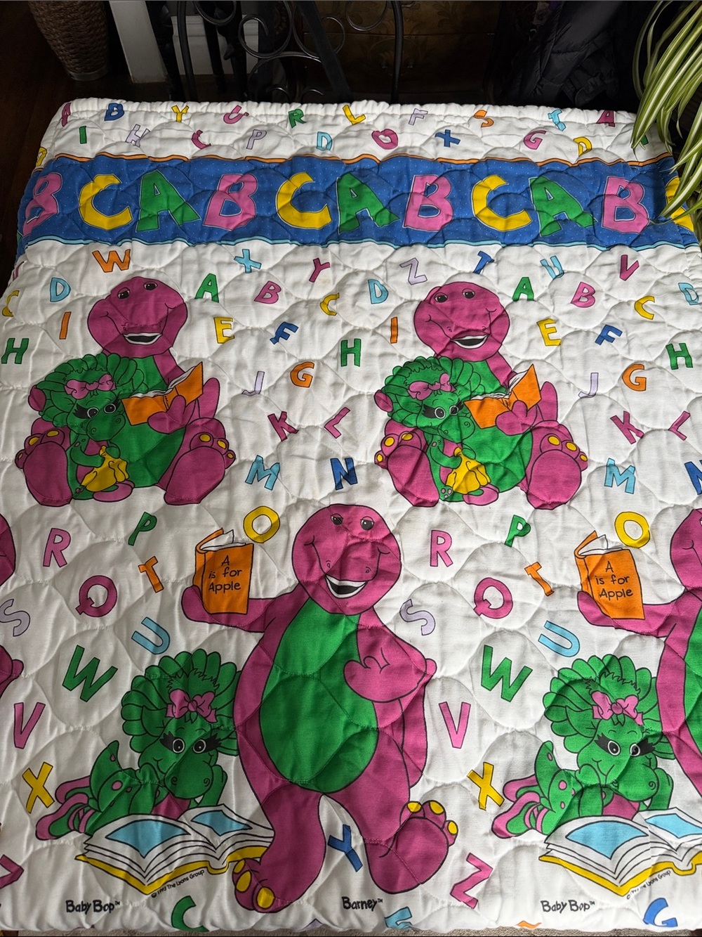 VTG 1993 Barney Baby Bop Quilted Baby/Toddler Blanket -The Lyons Group 56" x 39"